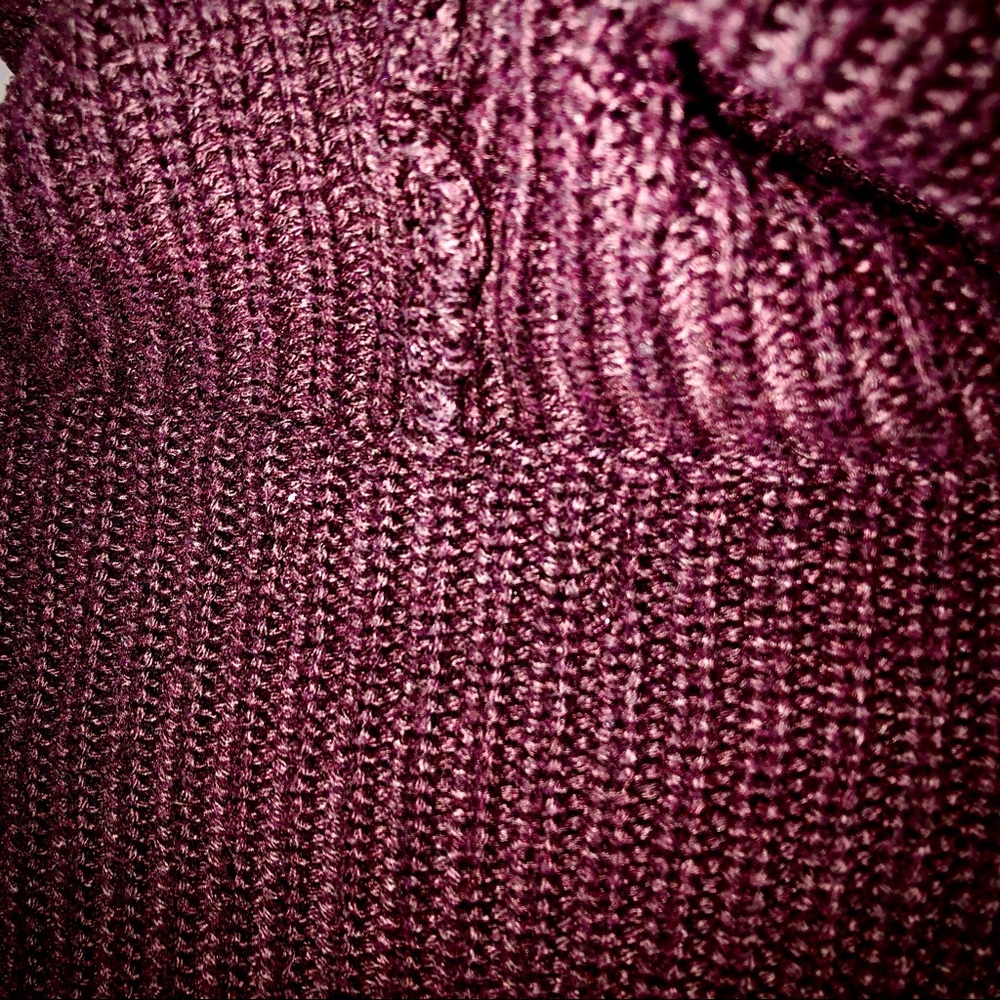 Abercrombie & Fitch Perfect Turtle Neck Sweater Burgundy - Picture 6 of 11